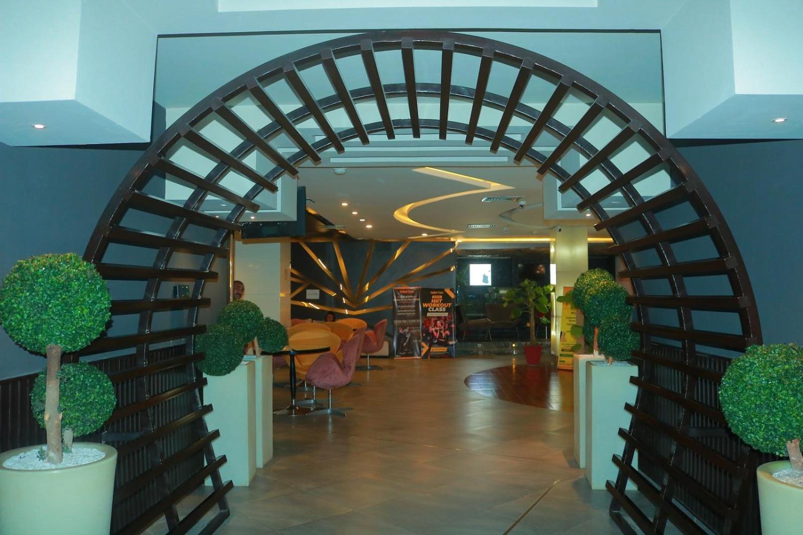 Safari Club 1 Hotel Rawalpindi Exterior foto